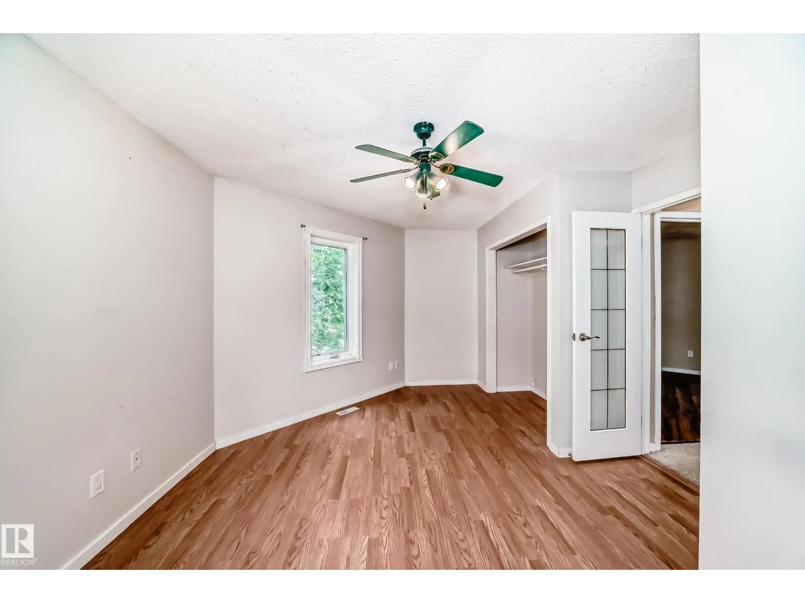 4506 20 AV NW