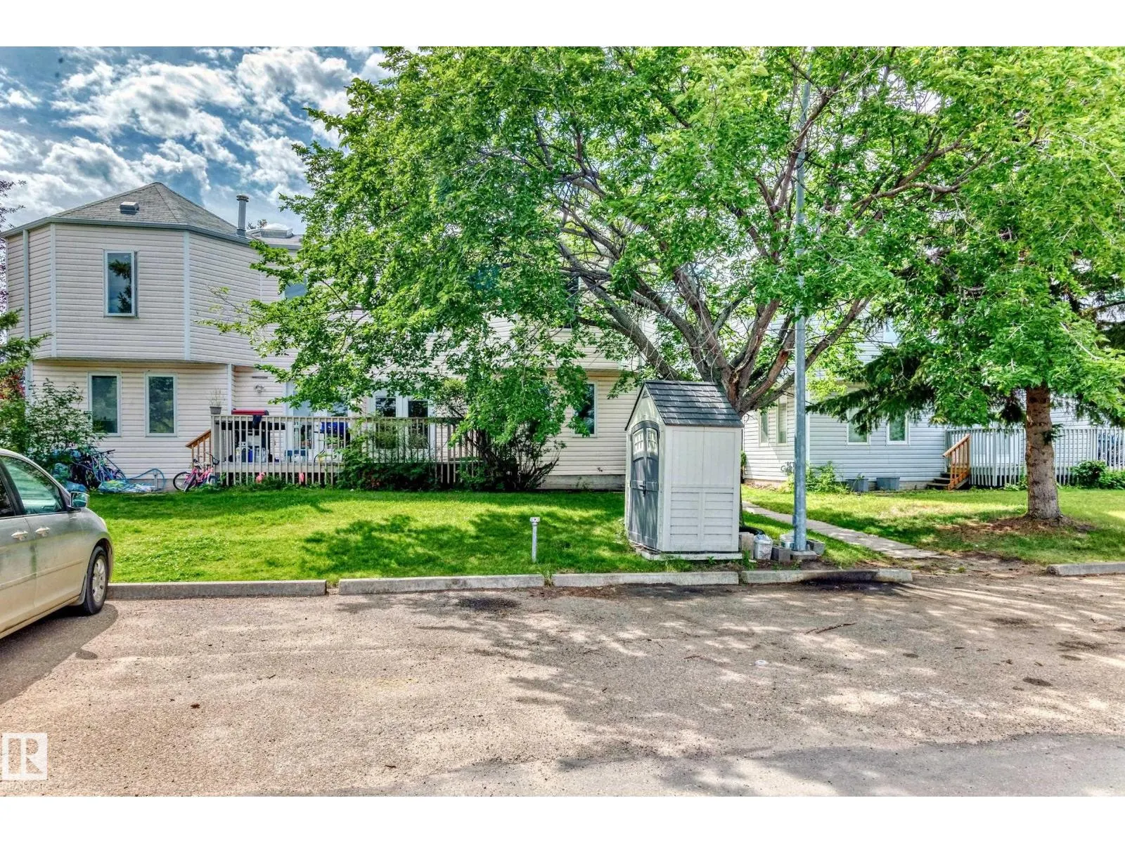 4506 20 AV NW