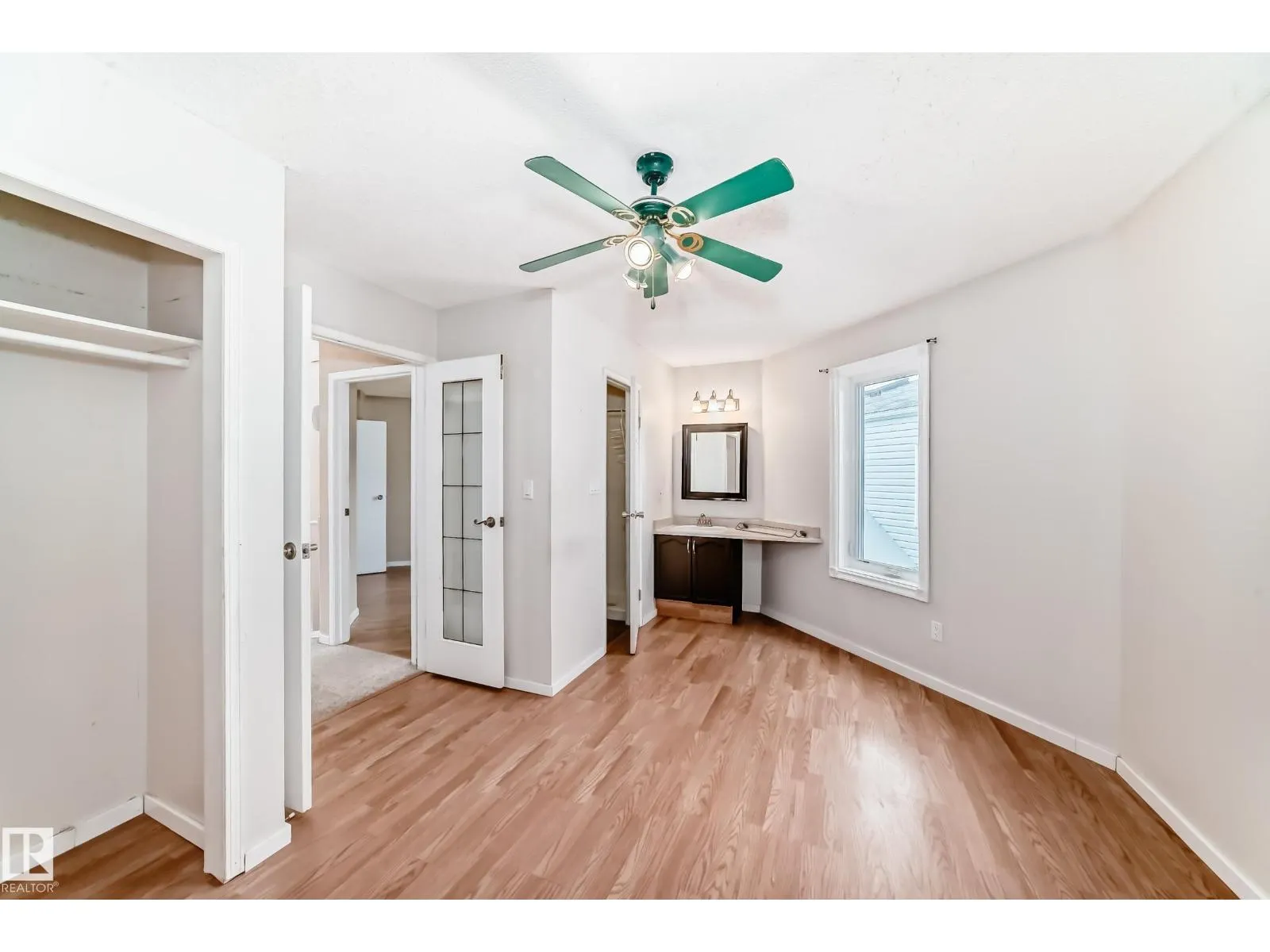 4506 20 AV NW