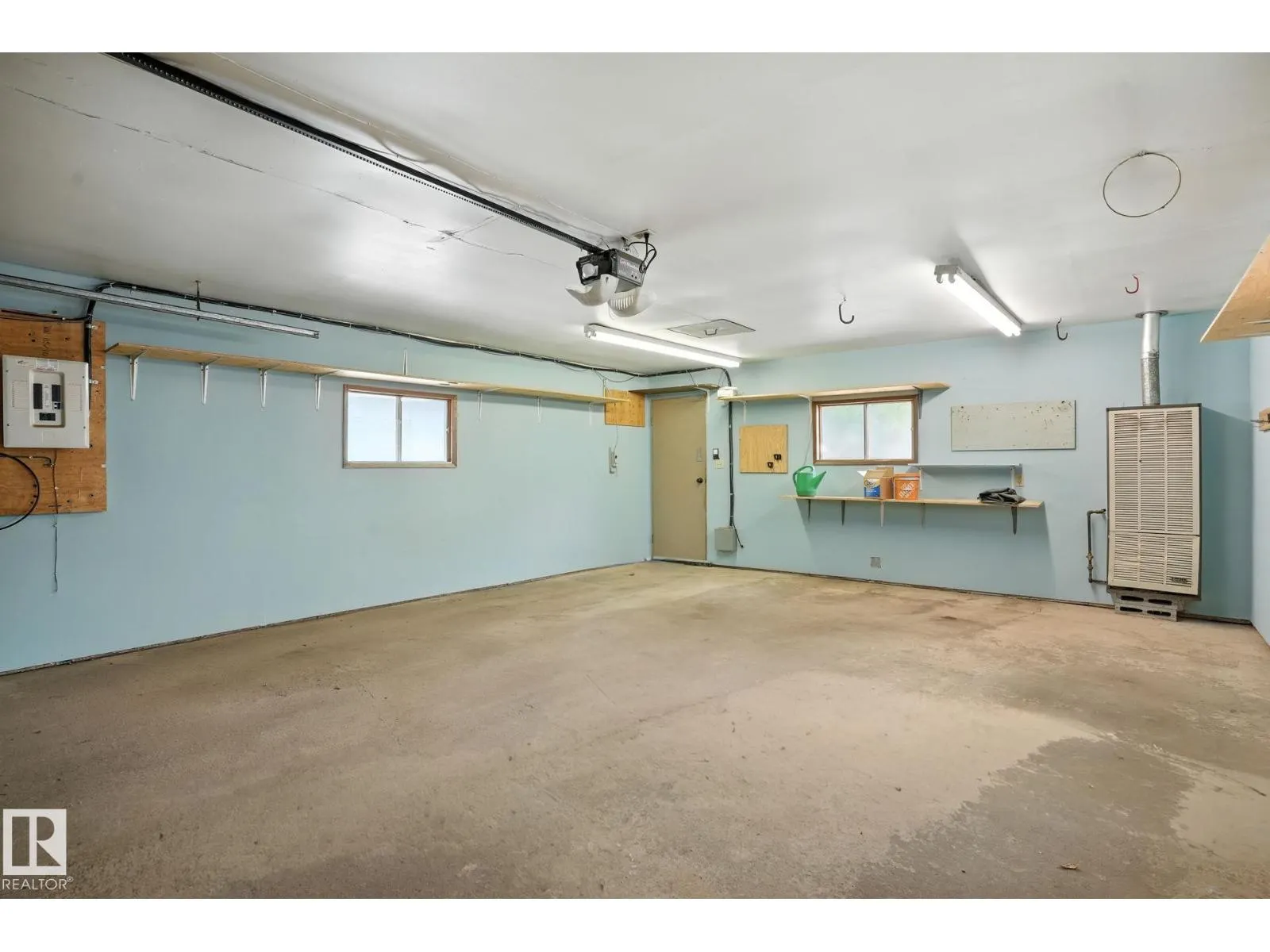10416 126 ST NW