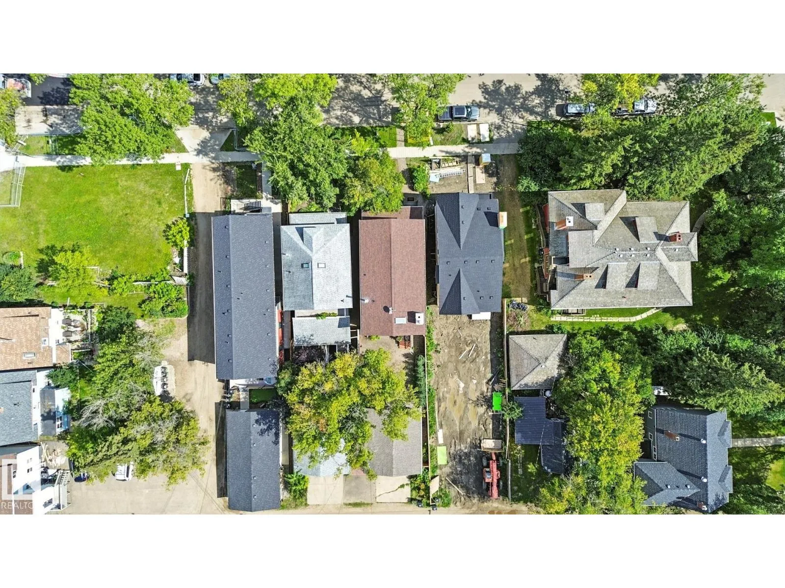 10416 126 ST NW
