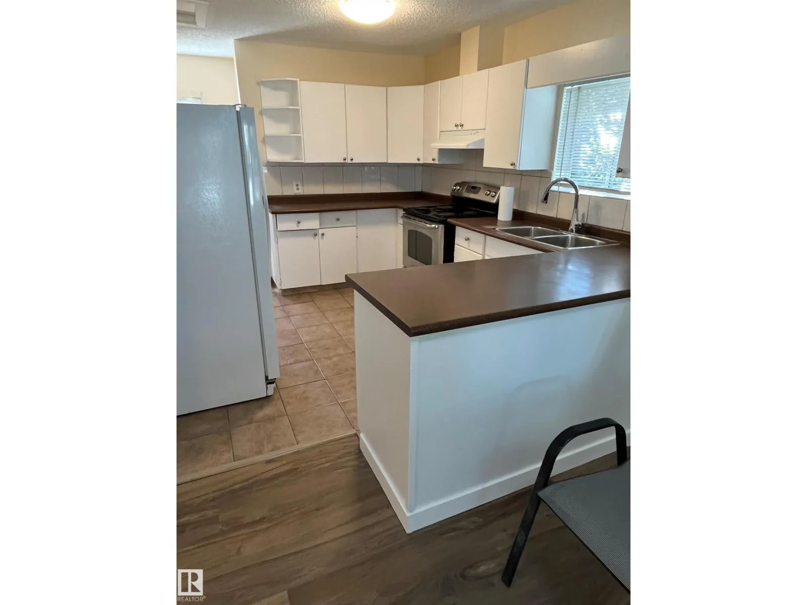 12135 81 ST NW