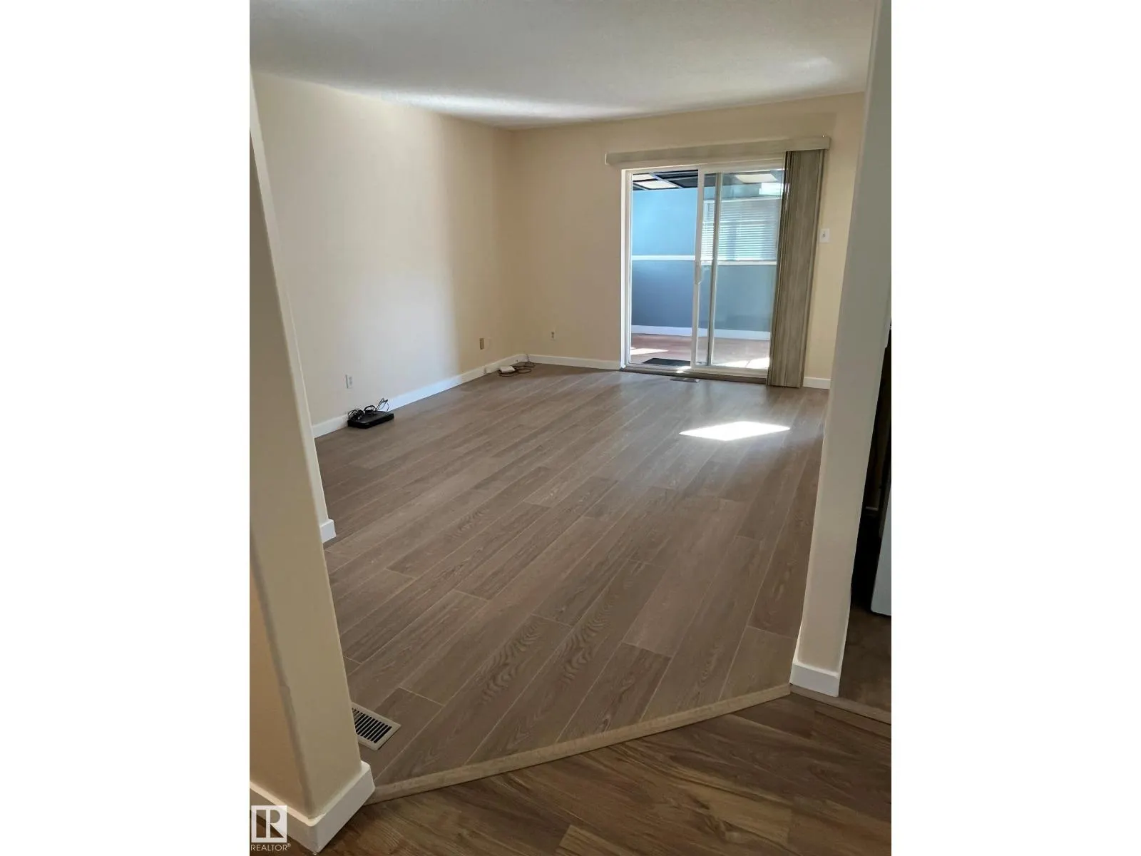 12135 81 ST NW