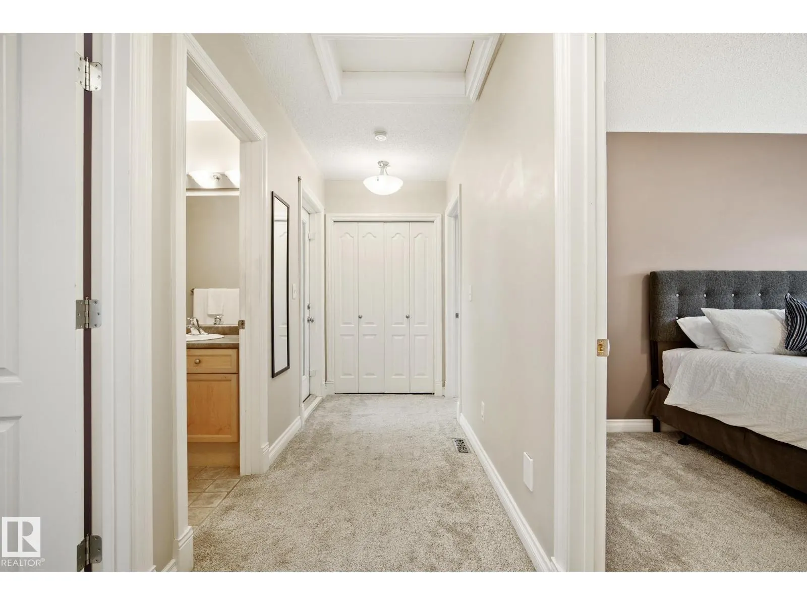#79 12050 17 AV SW