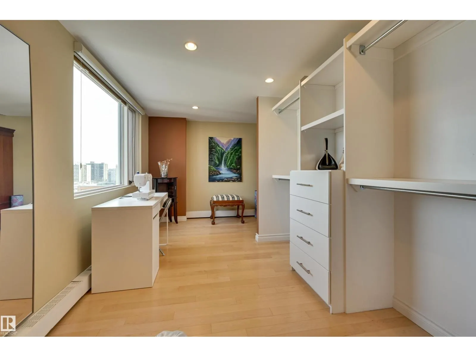 #1101 10010 119 ST NW