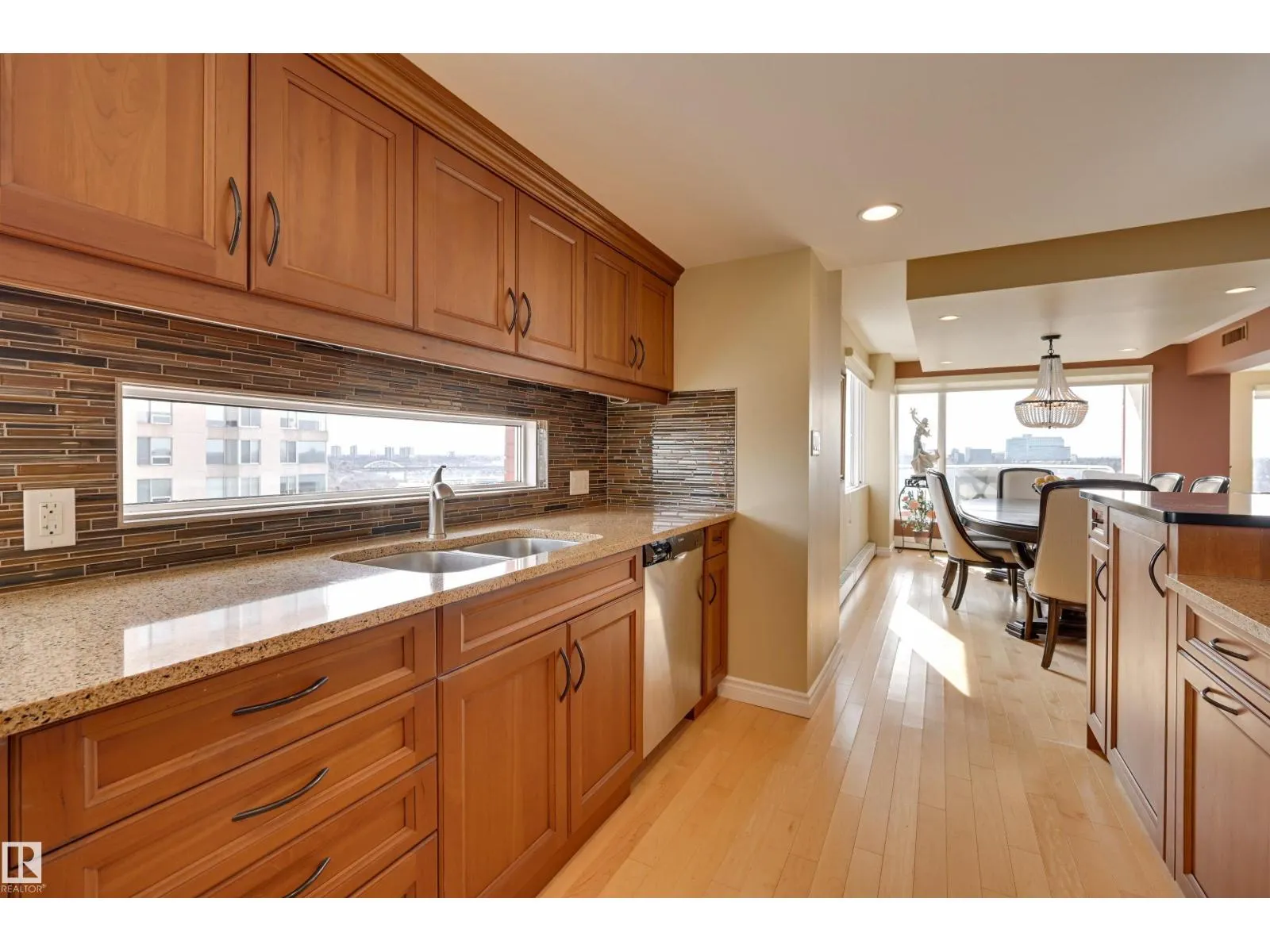 #1101 10010 119 ST NW