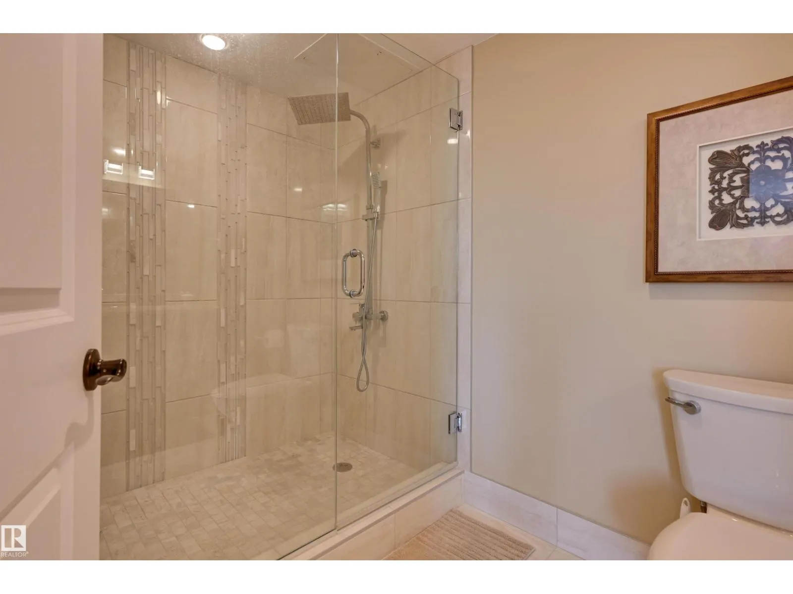 #1101 10010 119 ST NW