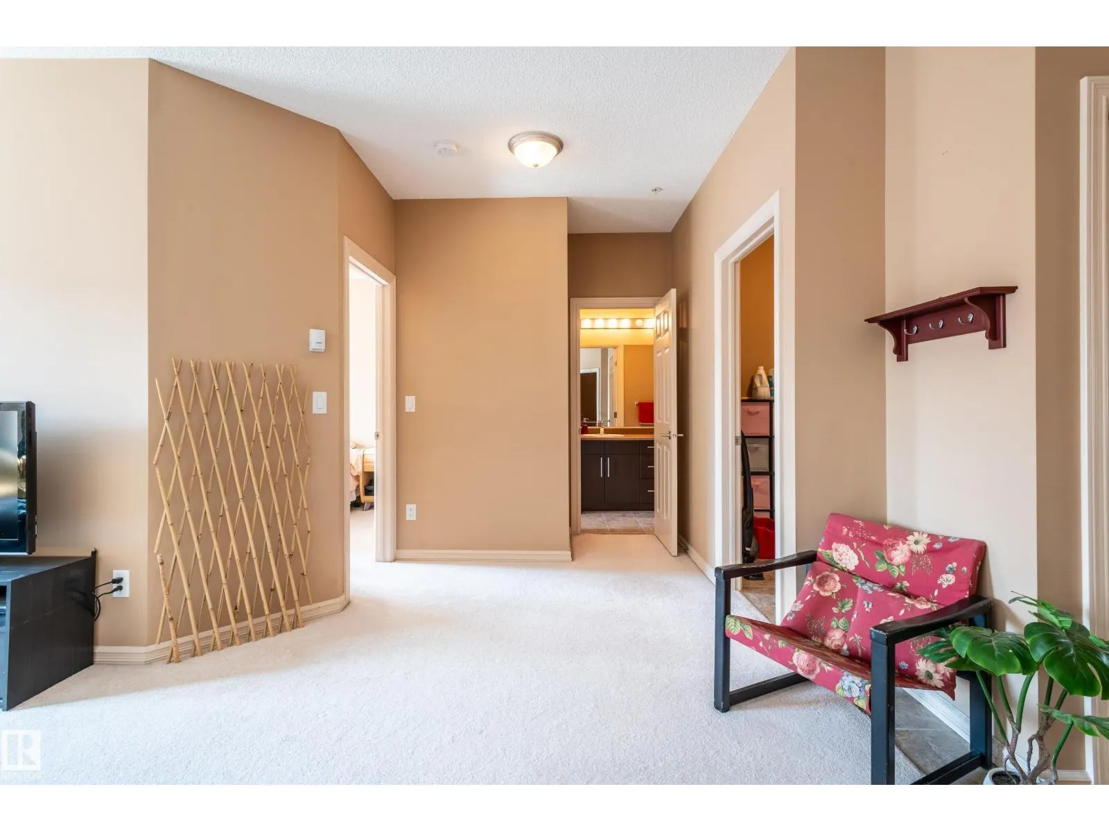 #431 263 MACEWAN RD SW