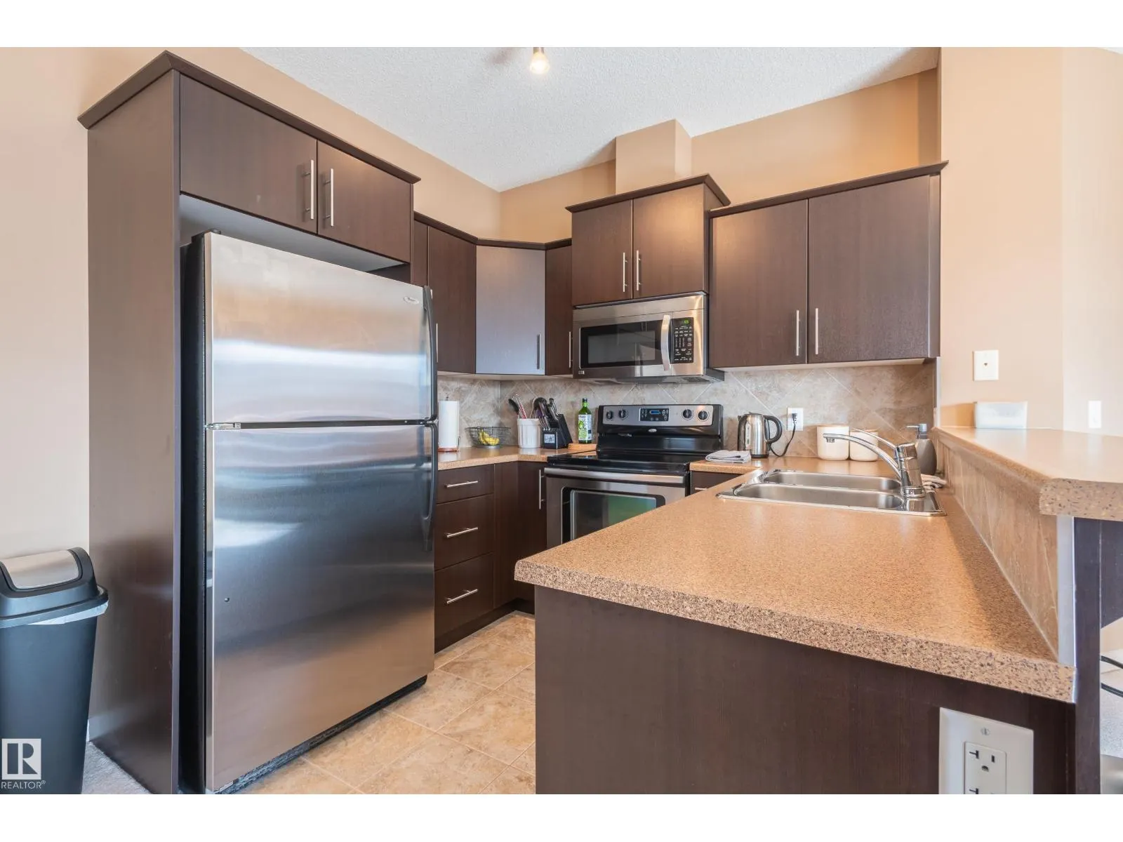 #431 263 MACEWAN RD SW
