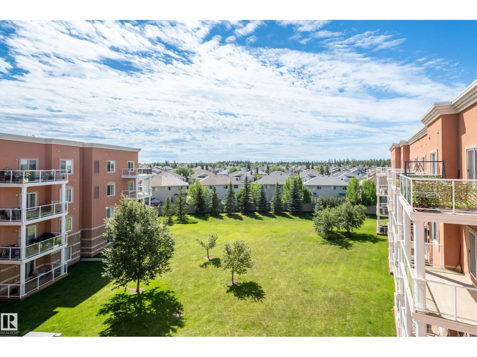 #431 263 MACEWAN RD SW