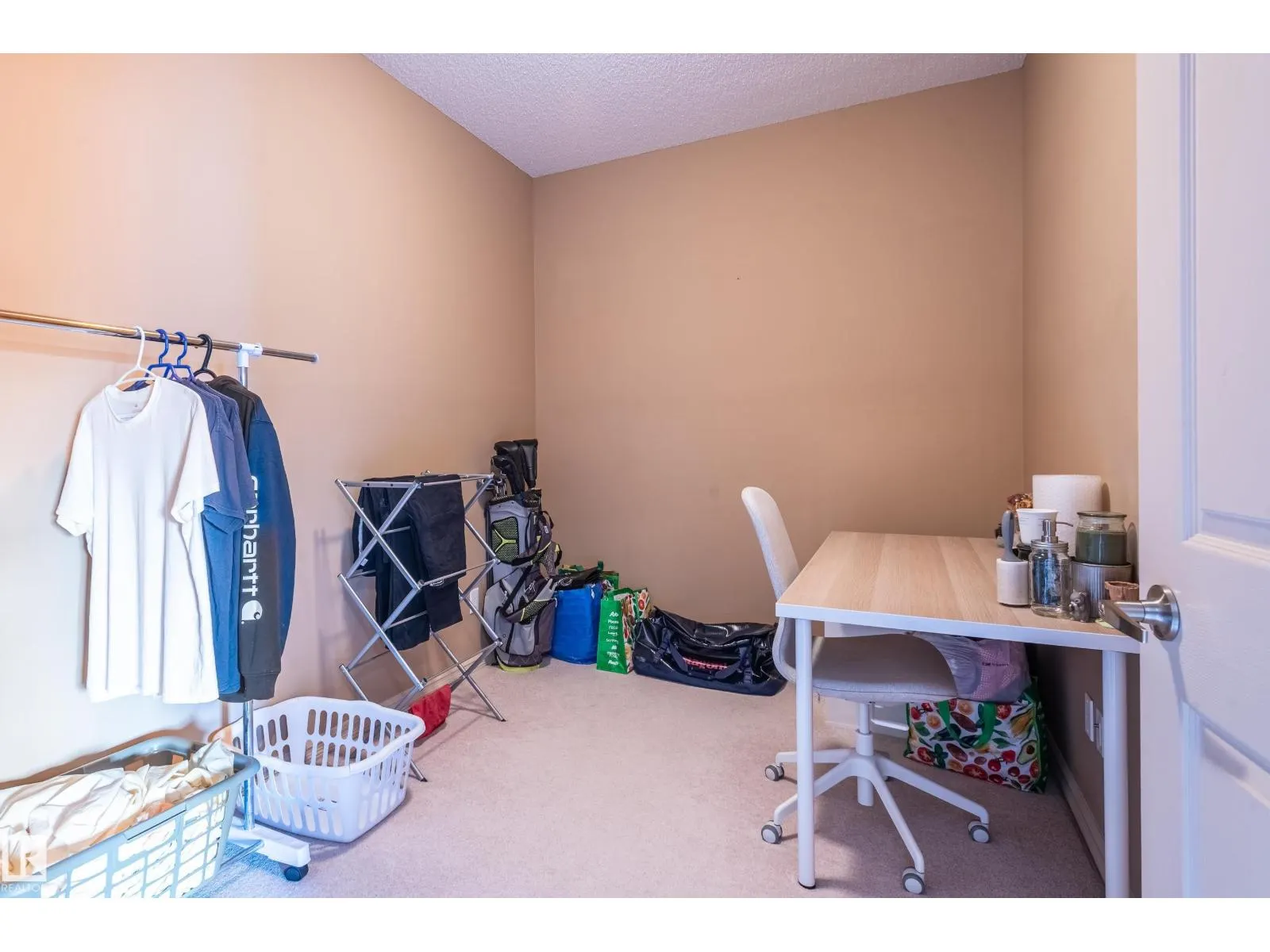 #431 263 MACEWAN RD SW