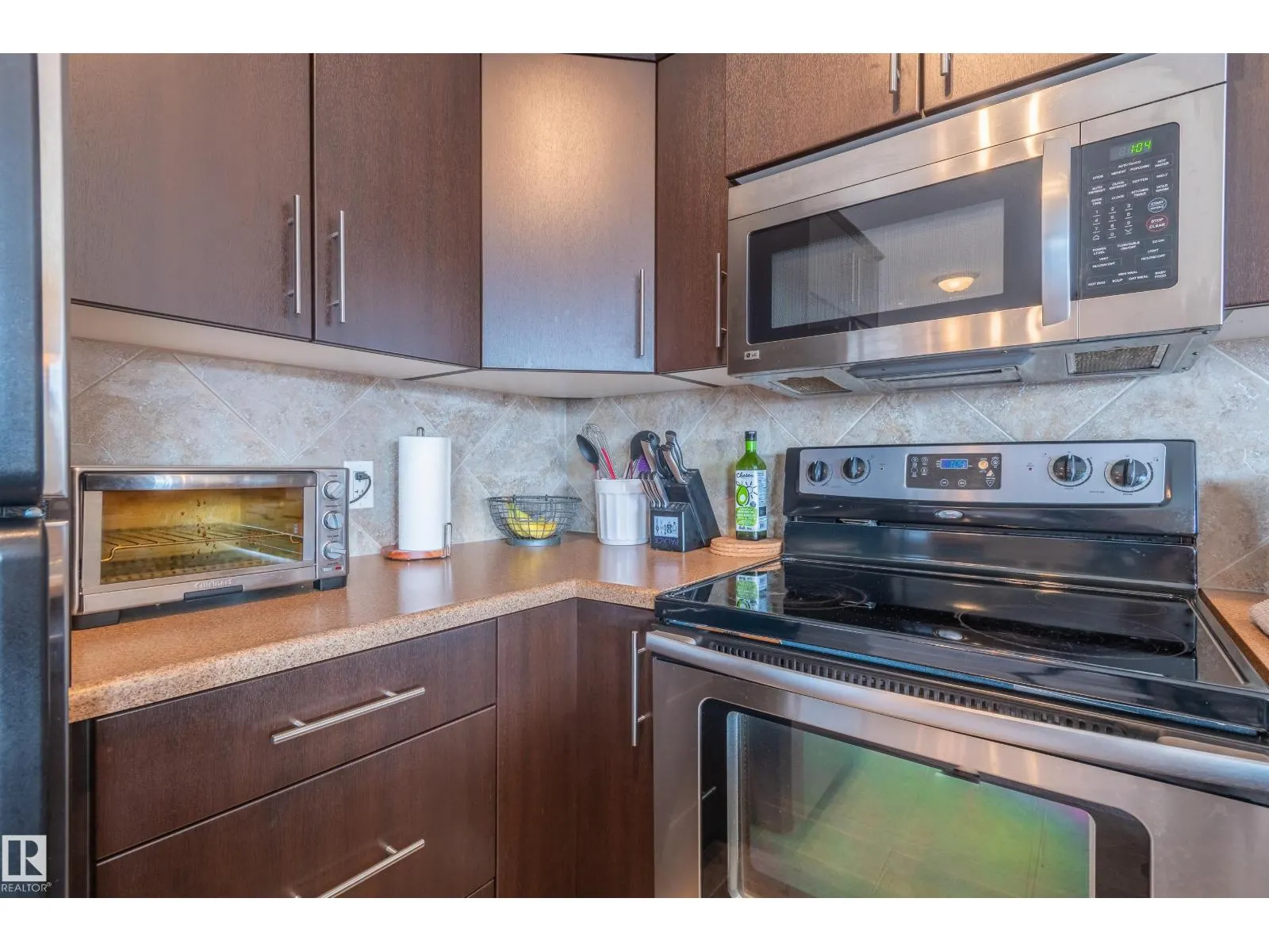 #431 263 MACEWAN RD SW