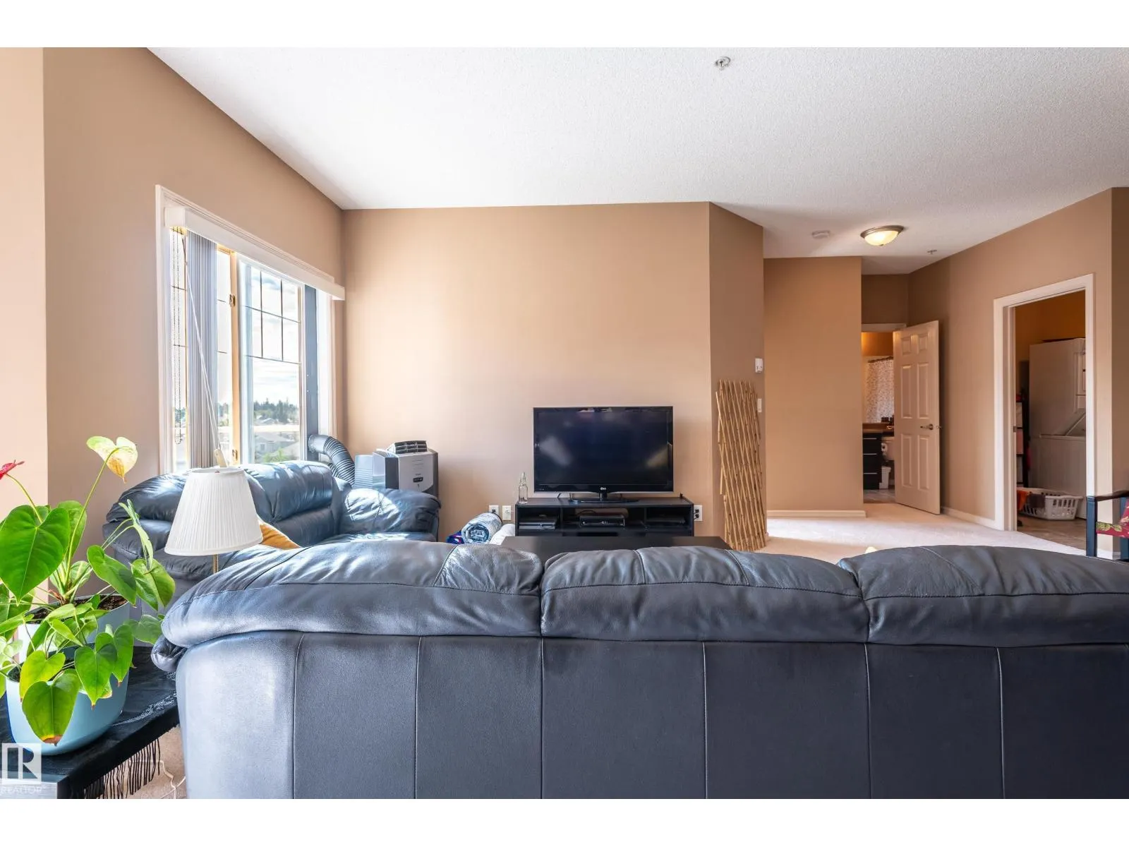 #431 263 MACEWAN RD SW