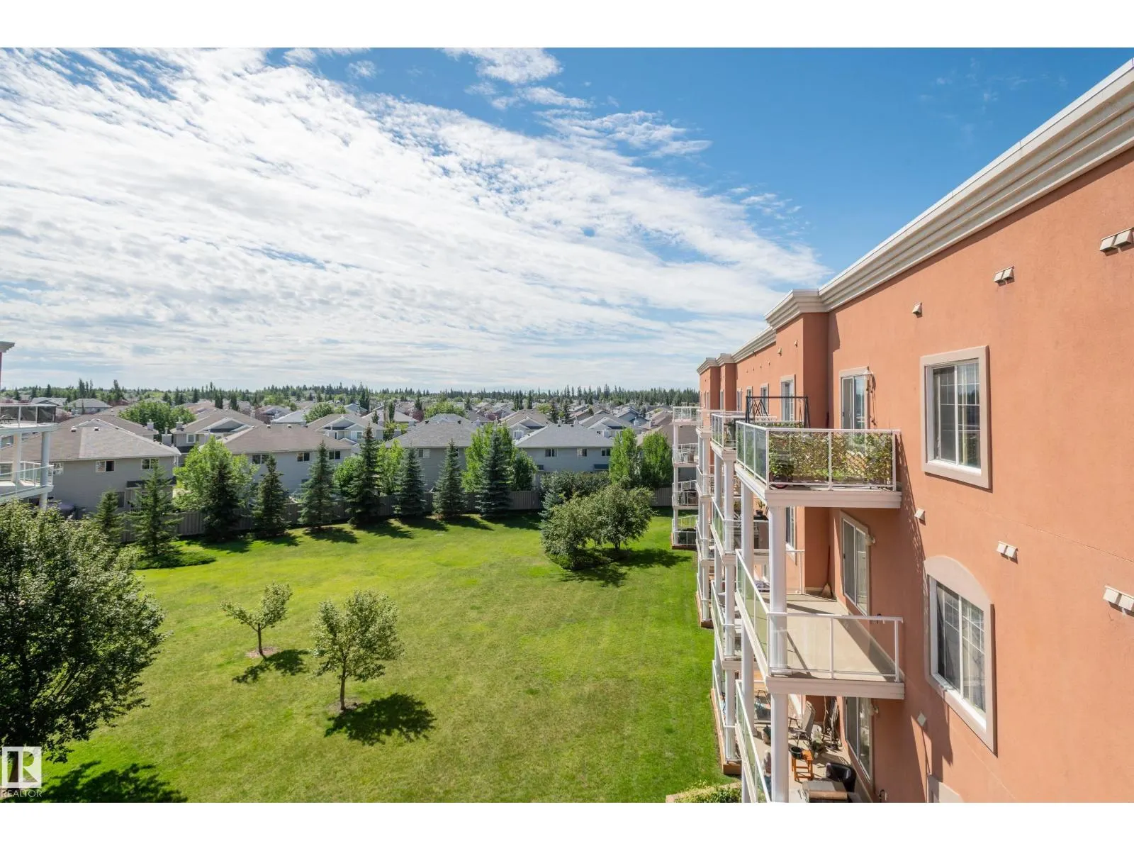 #431 263 MACEWAN RD SW