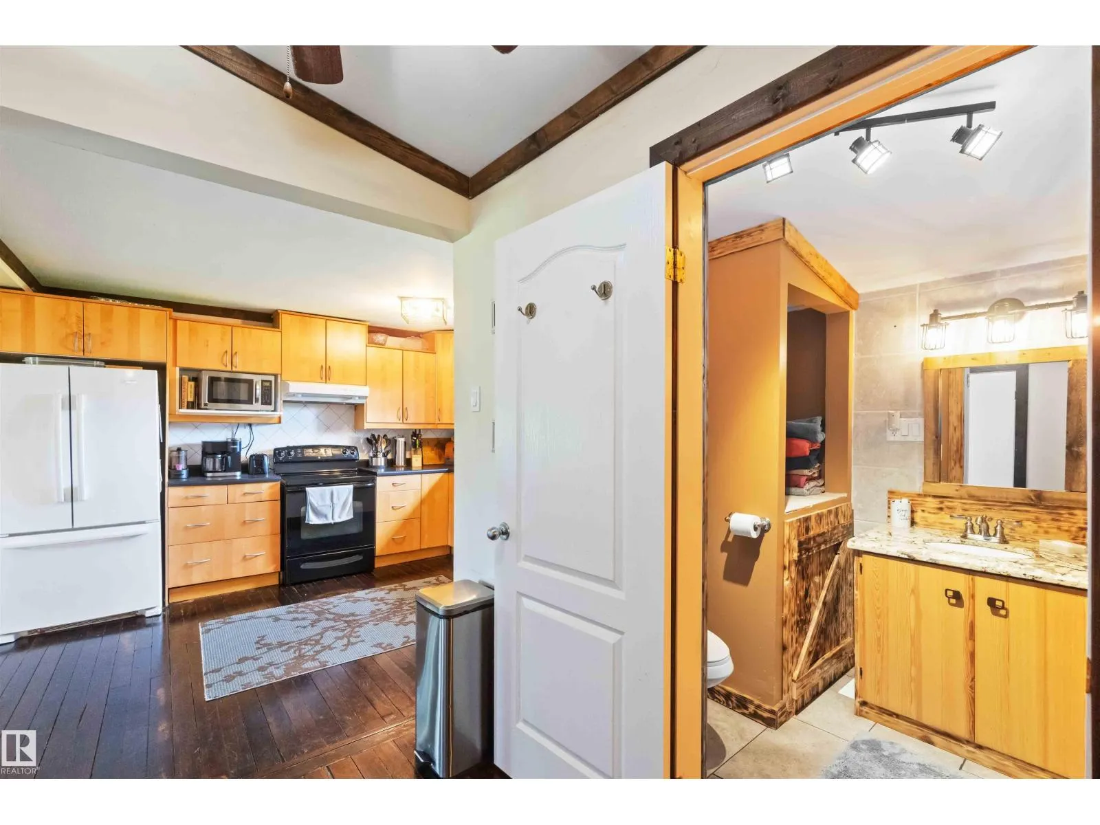 19, 23422 Twp Rd 582