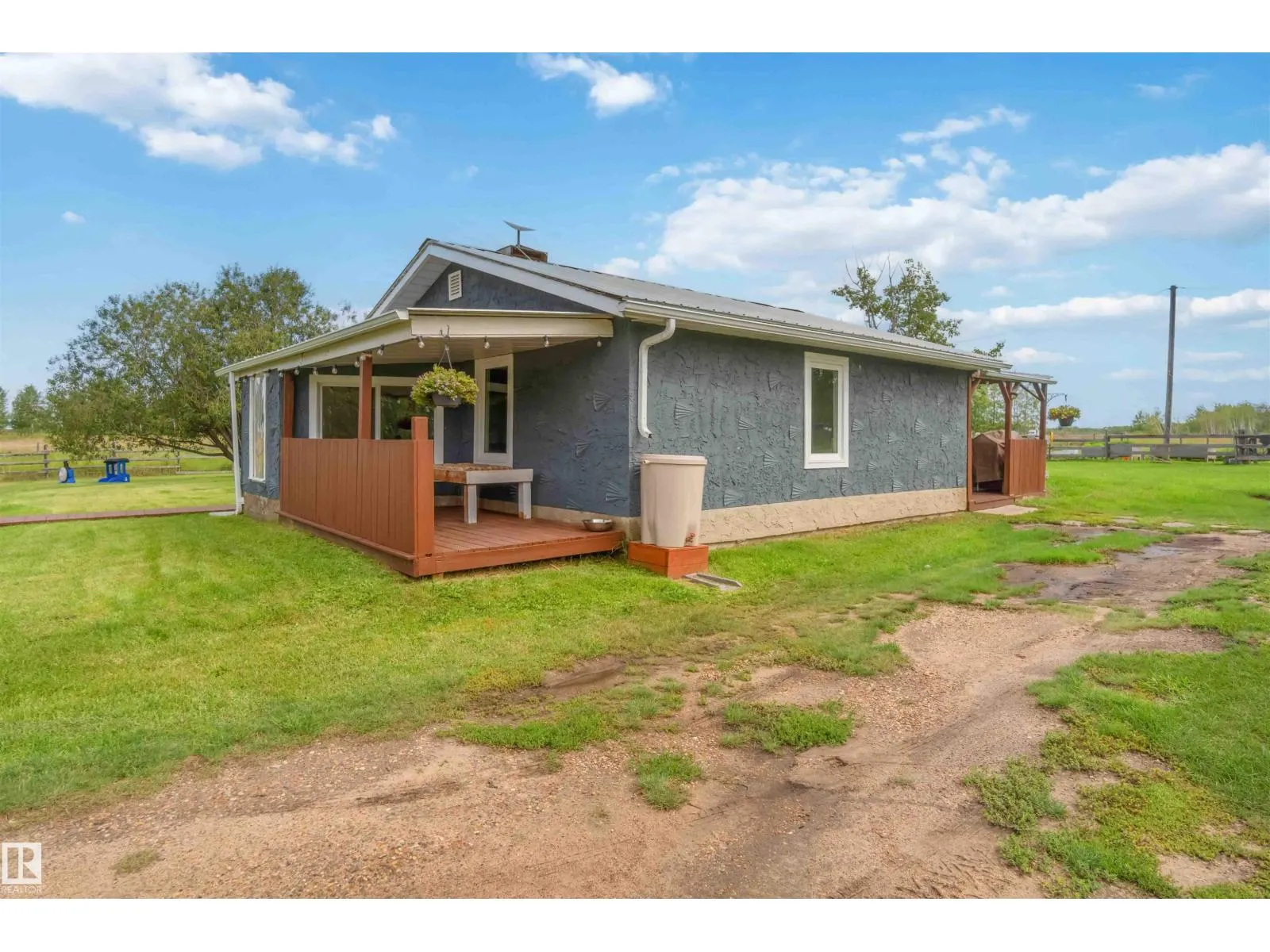 19, 23422 Twp Rd 582