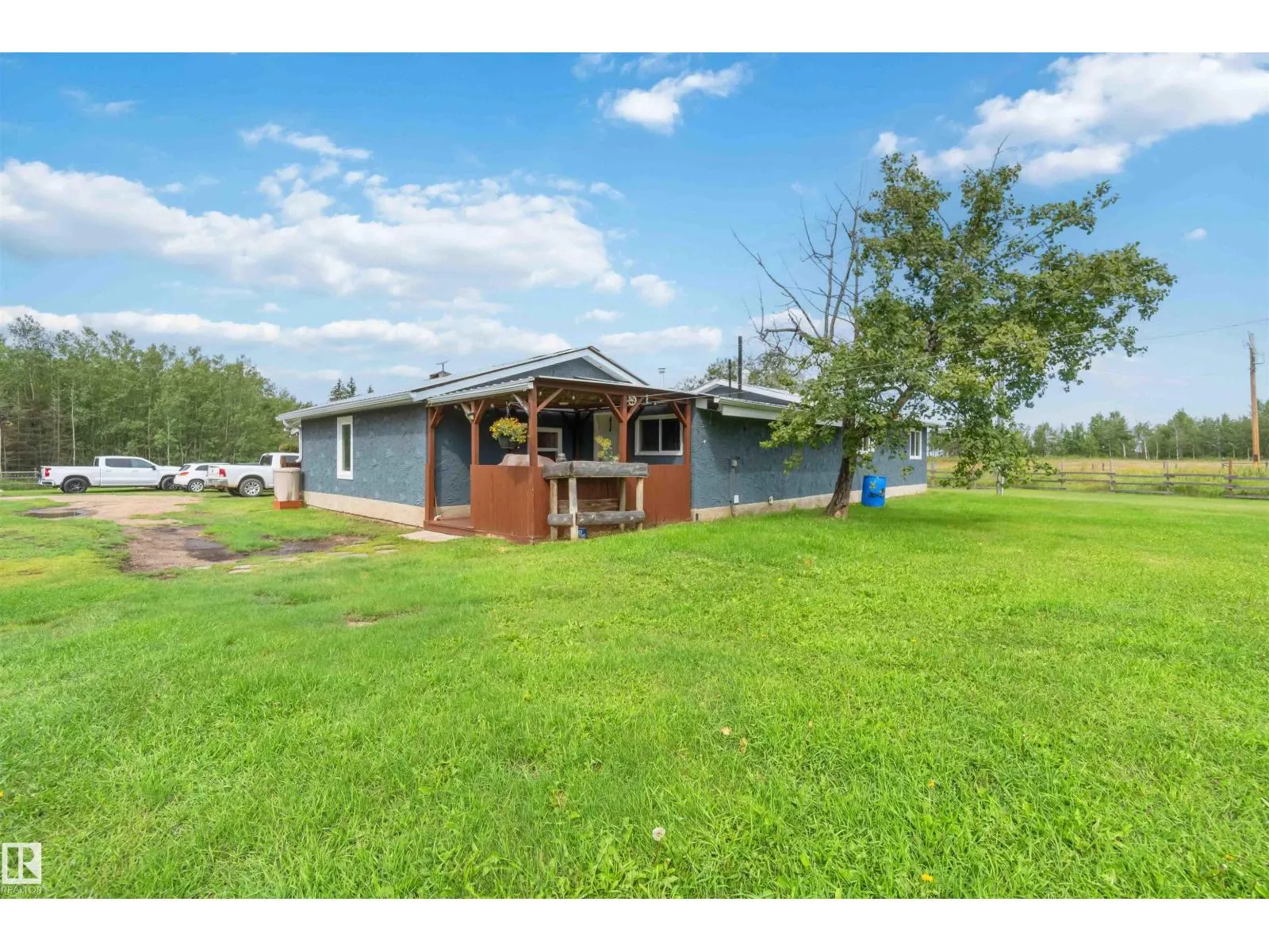 19, 23422 Twp Rd 582