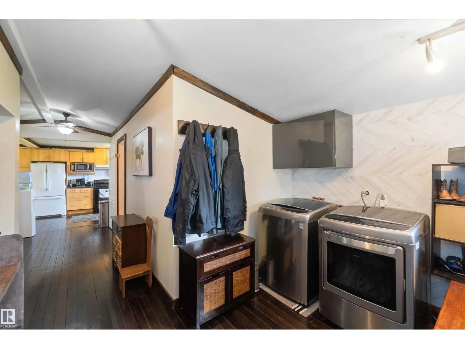 19, 23422 Twp Rd 582
