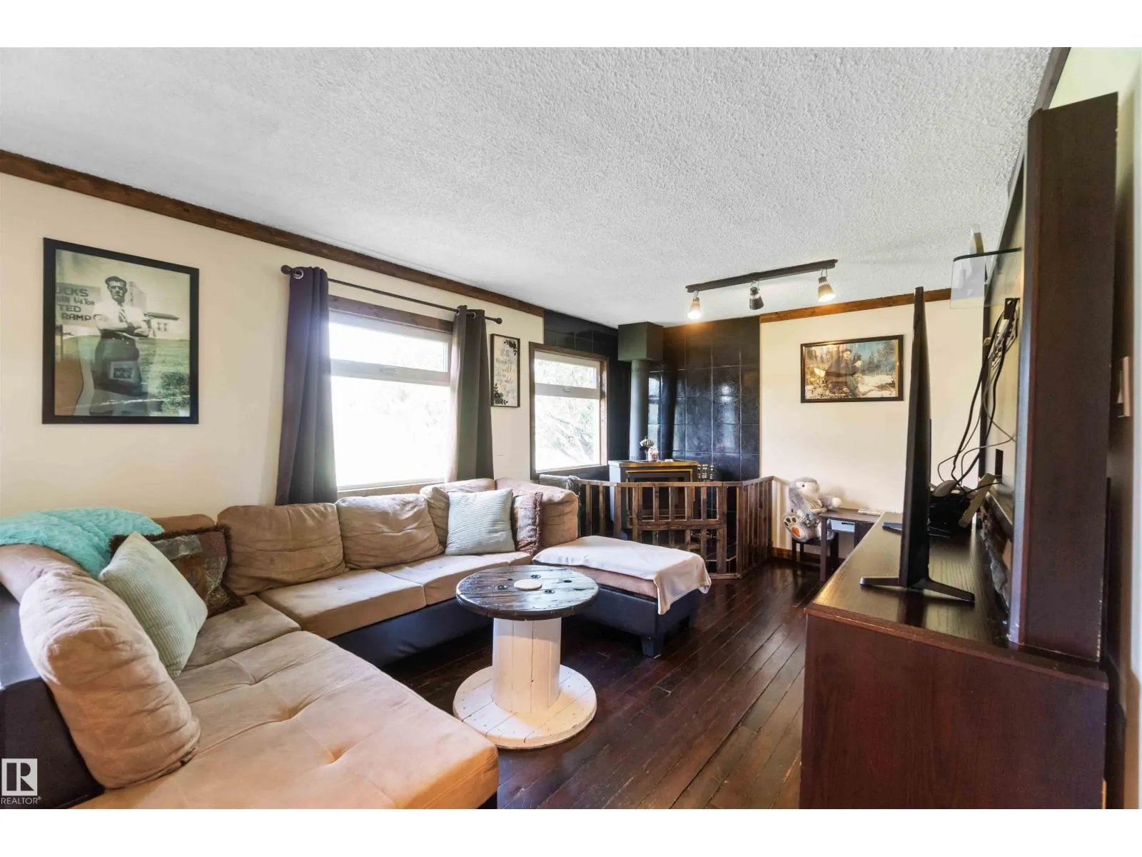 19, 23422 Twp Rd 582