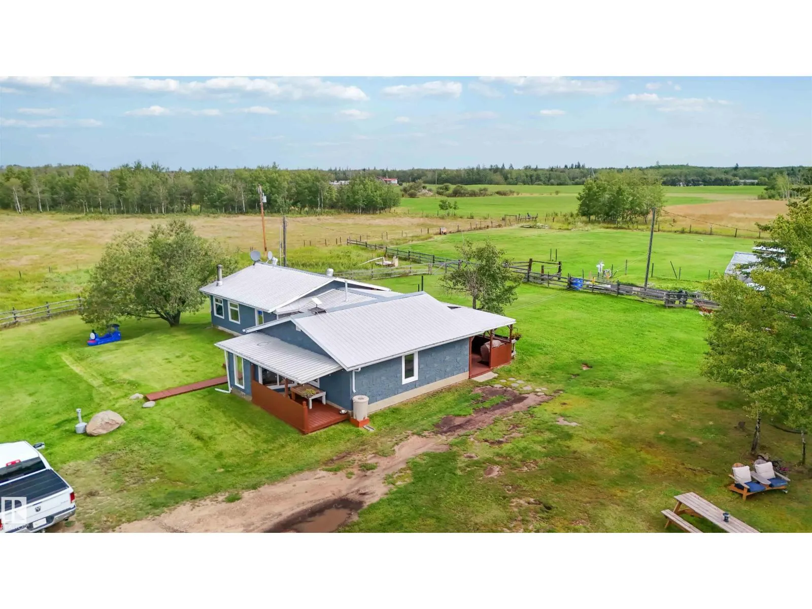 19, 23422 Twp Rd 582