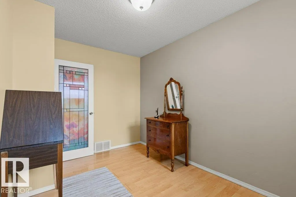 13503 115 ST NW