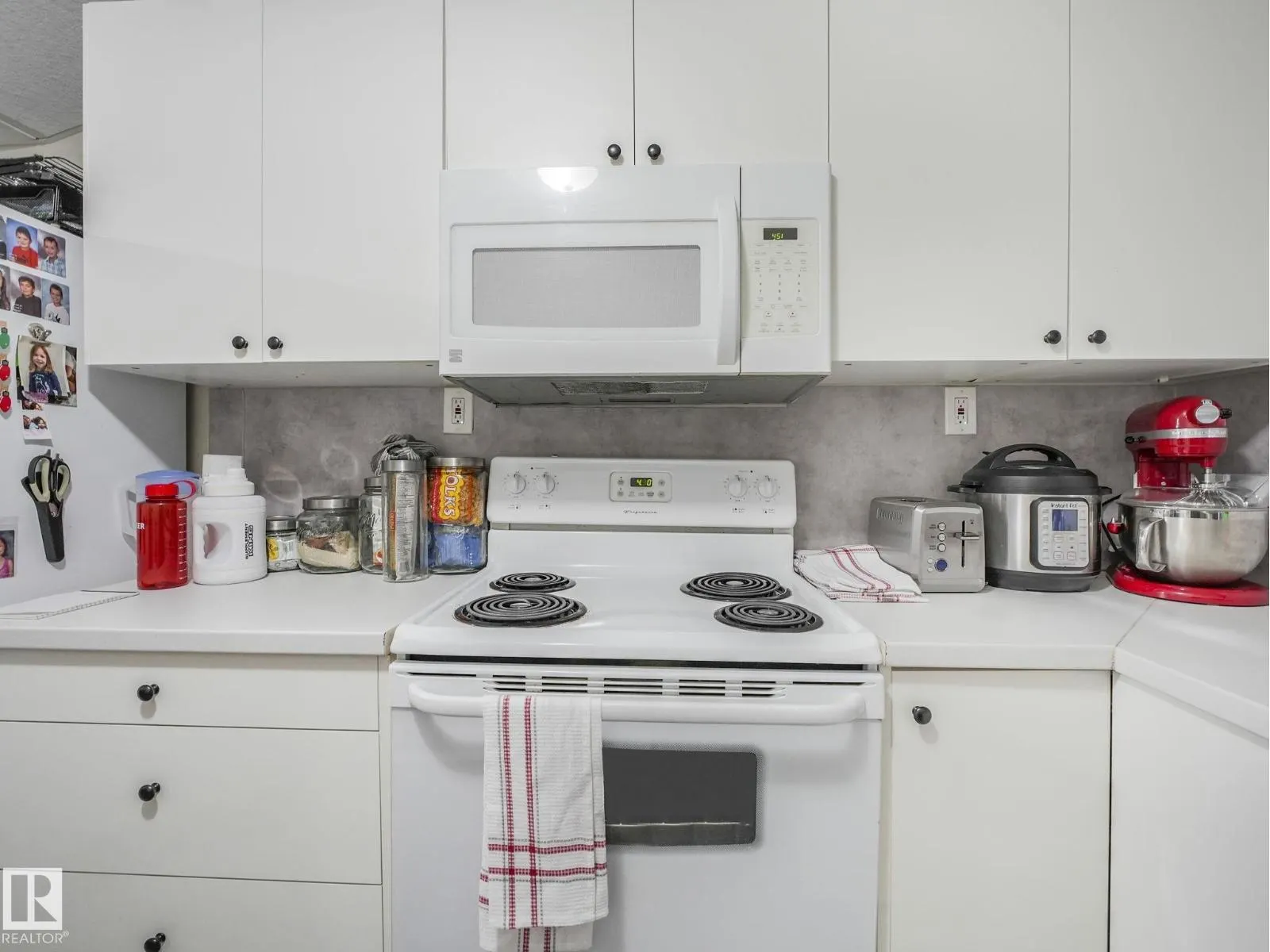 10345 159 ST NW
