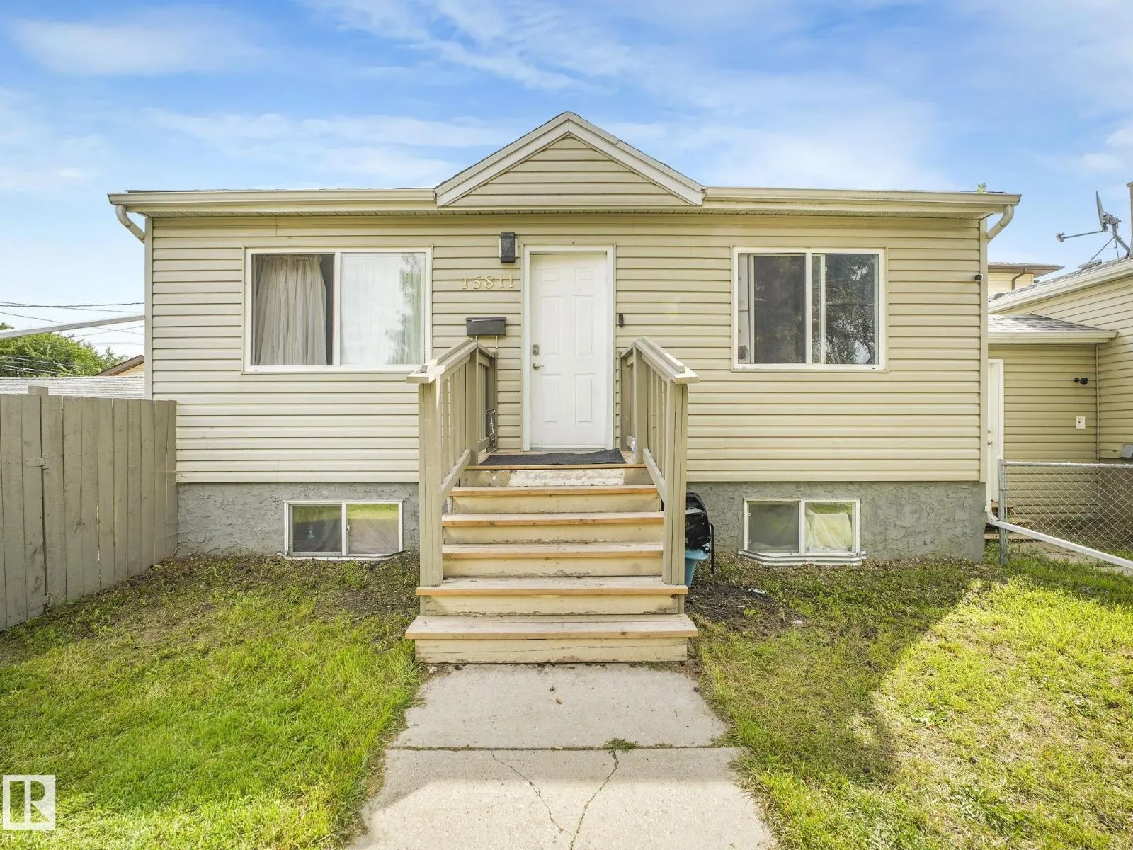 10345 159 ST NW