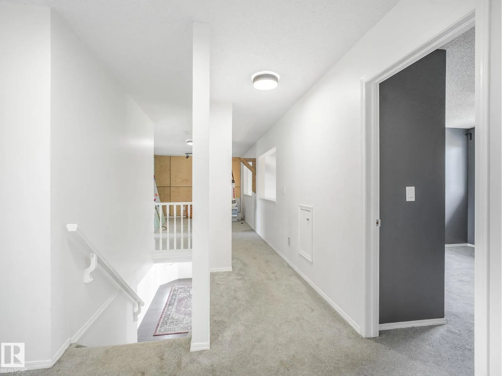 1764 49A ST NW