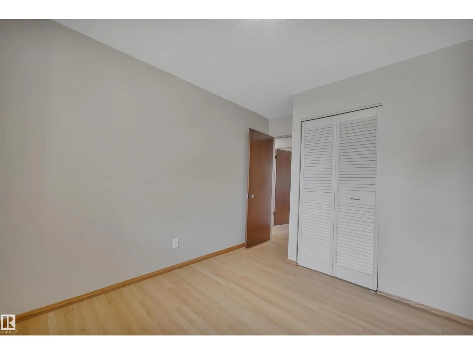 15020 83 ST NW