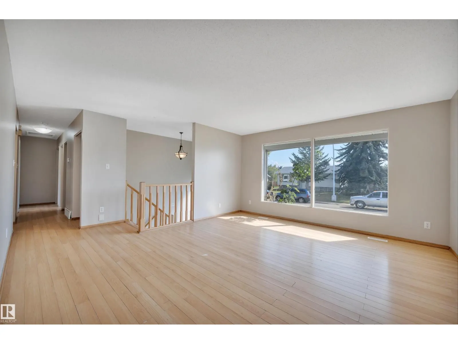15020 83 ST NW