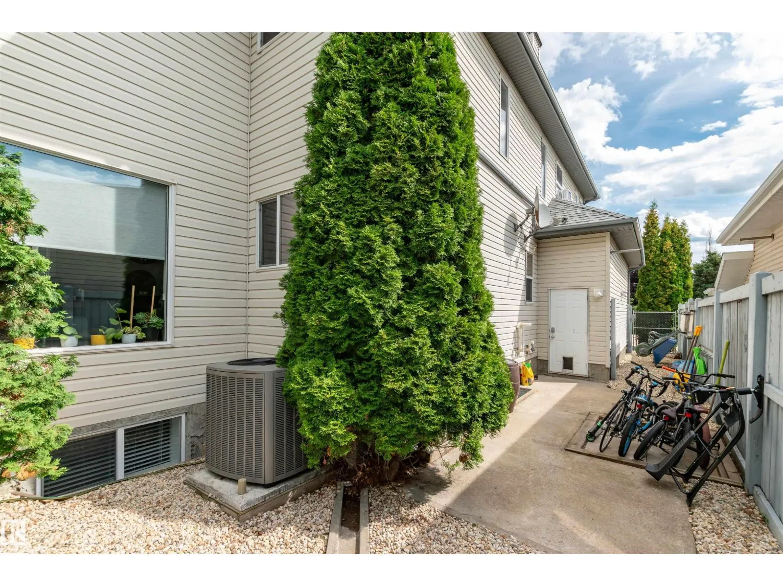 48 HERITAGE LAKE WY