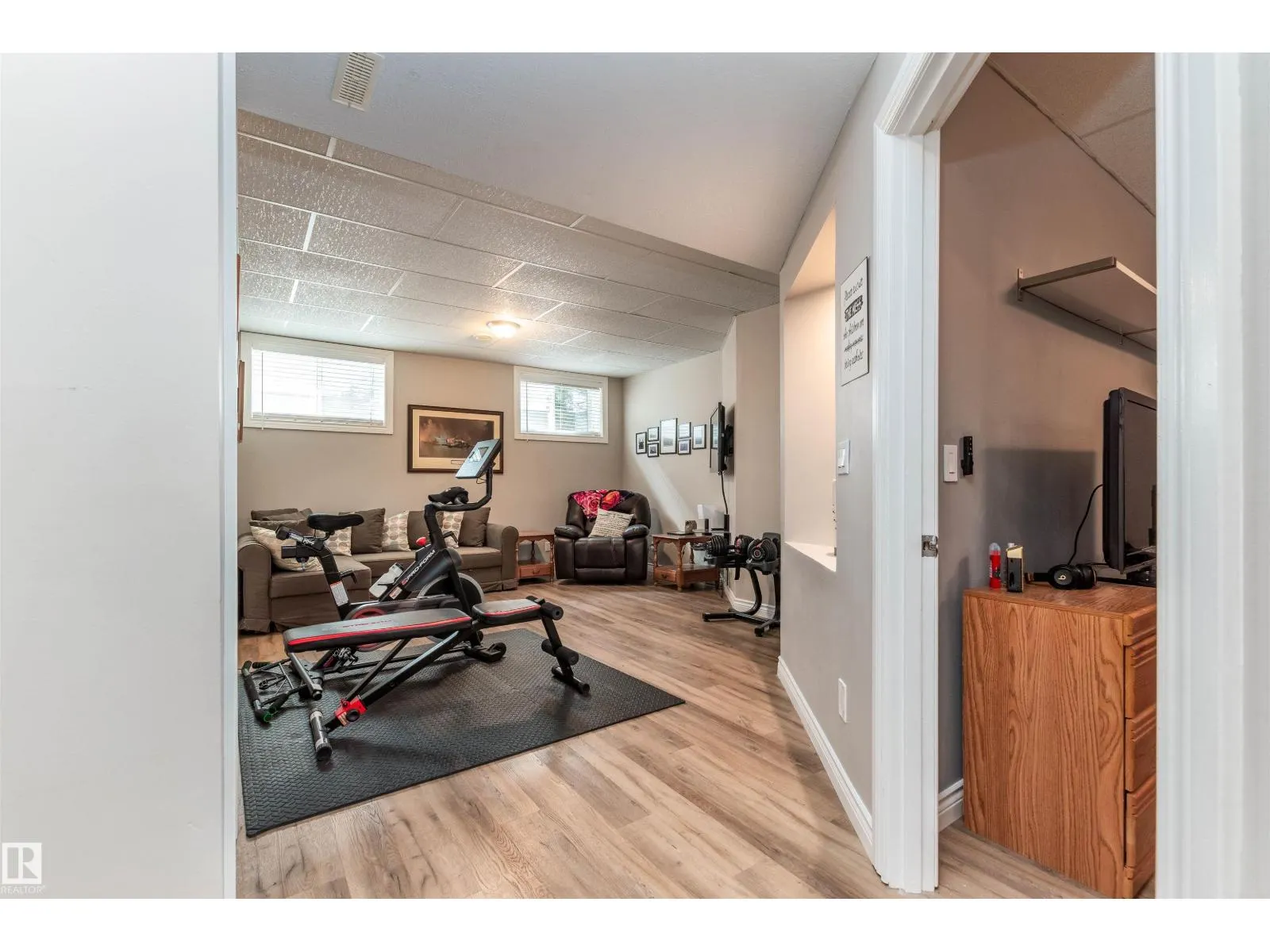 48 HERITAGE LAKE WY