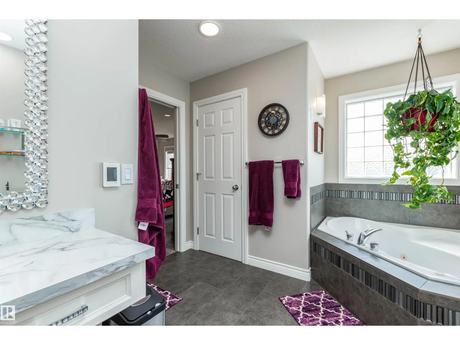 48 HERITAGE LAKE WY