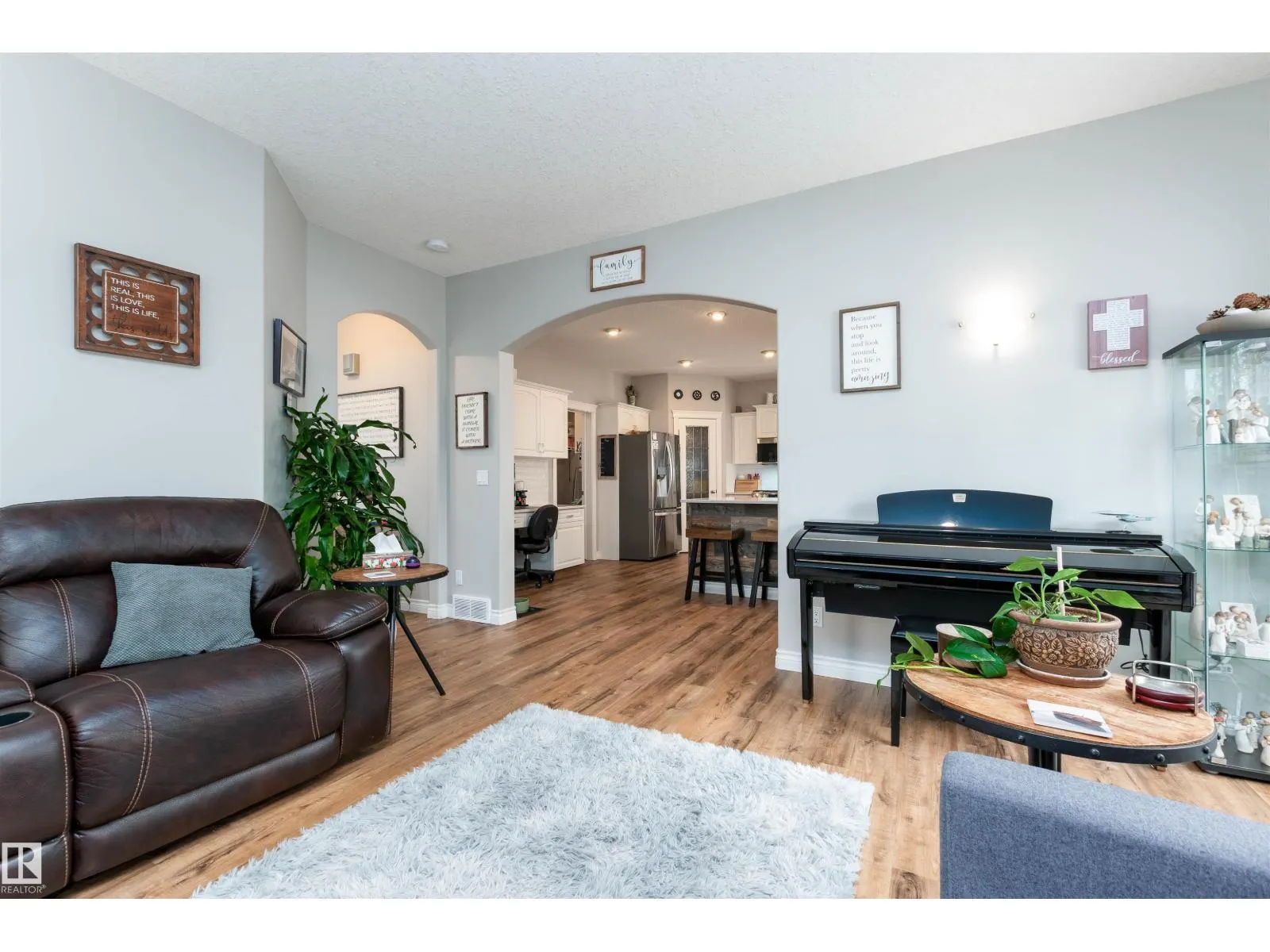 48 HERITAGE LAKE WY
