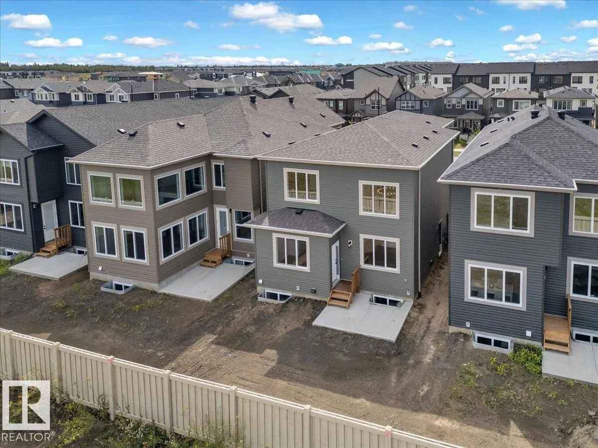 6 EDGEFIELD WY