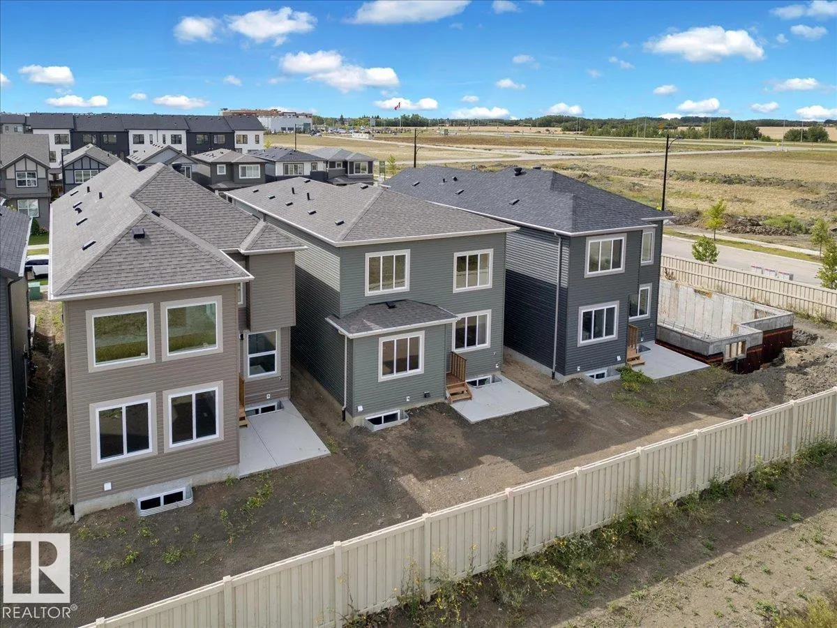 6 EDGEFIELD WY