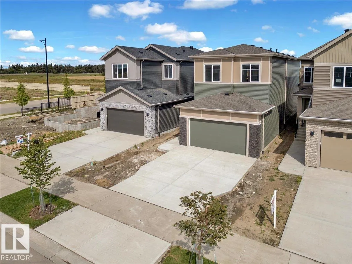 6 EDGEFIELD WY