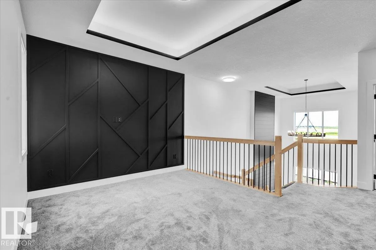 6 EDGEFIELD WY
