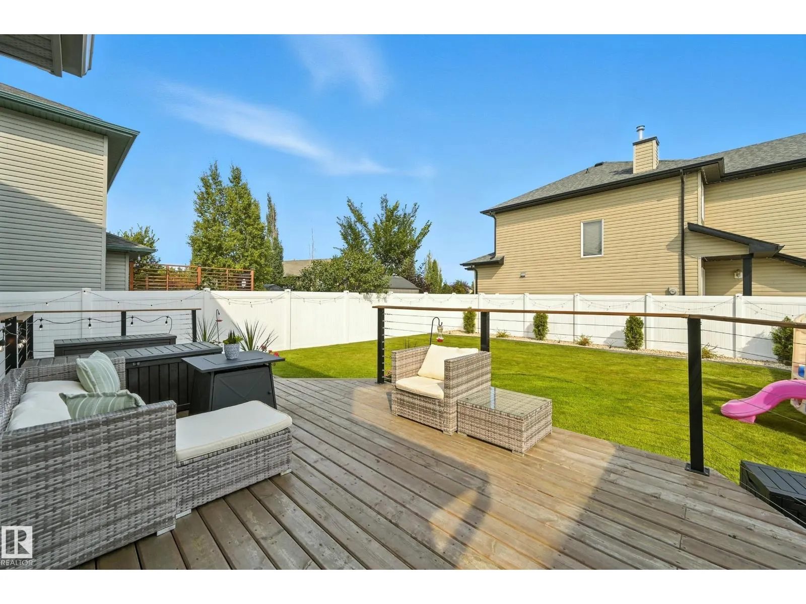 30 WESTWOOD LN