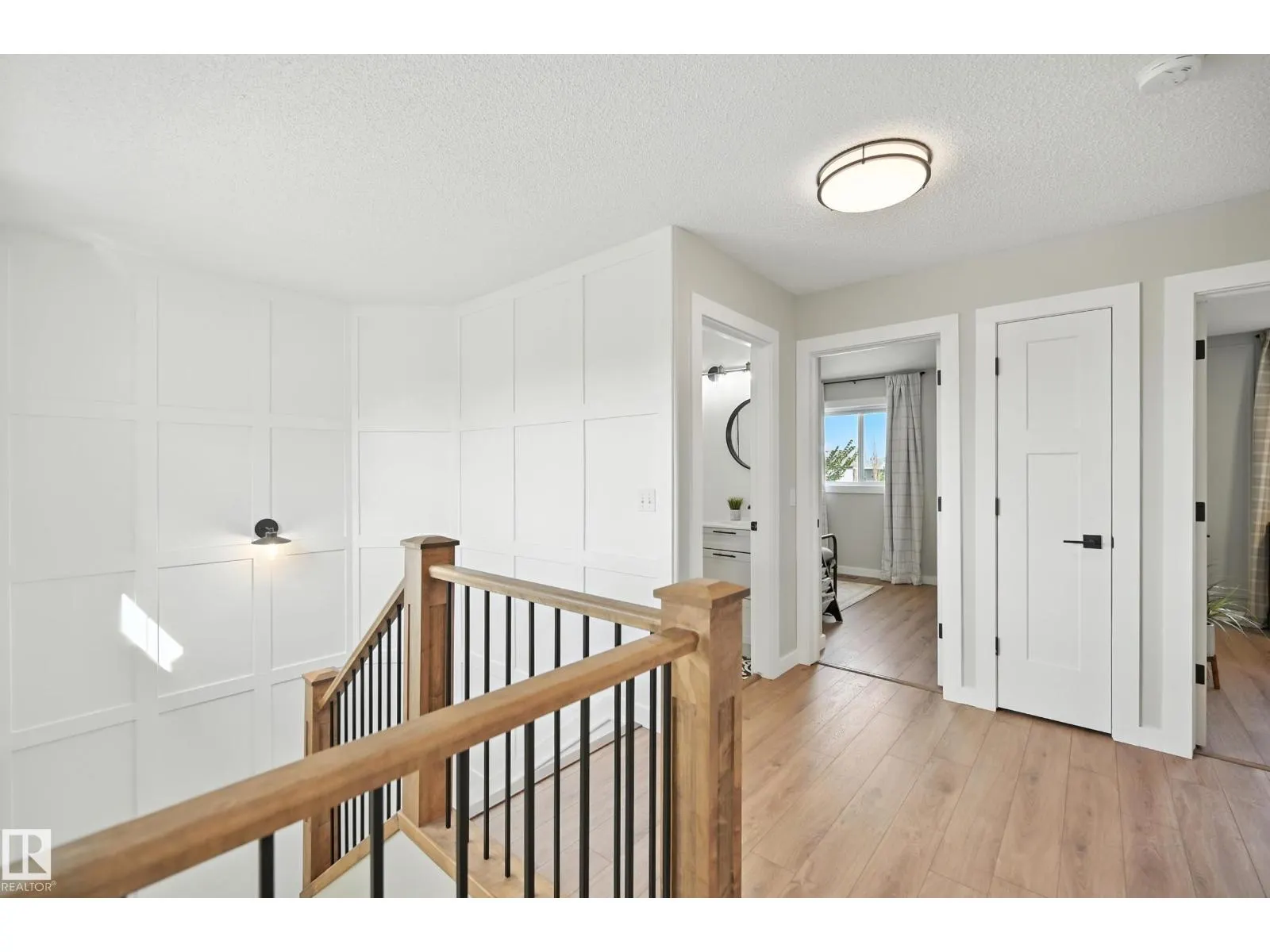 30 WESTWOOD LN