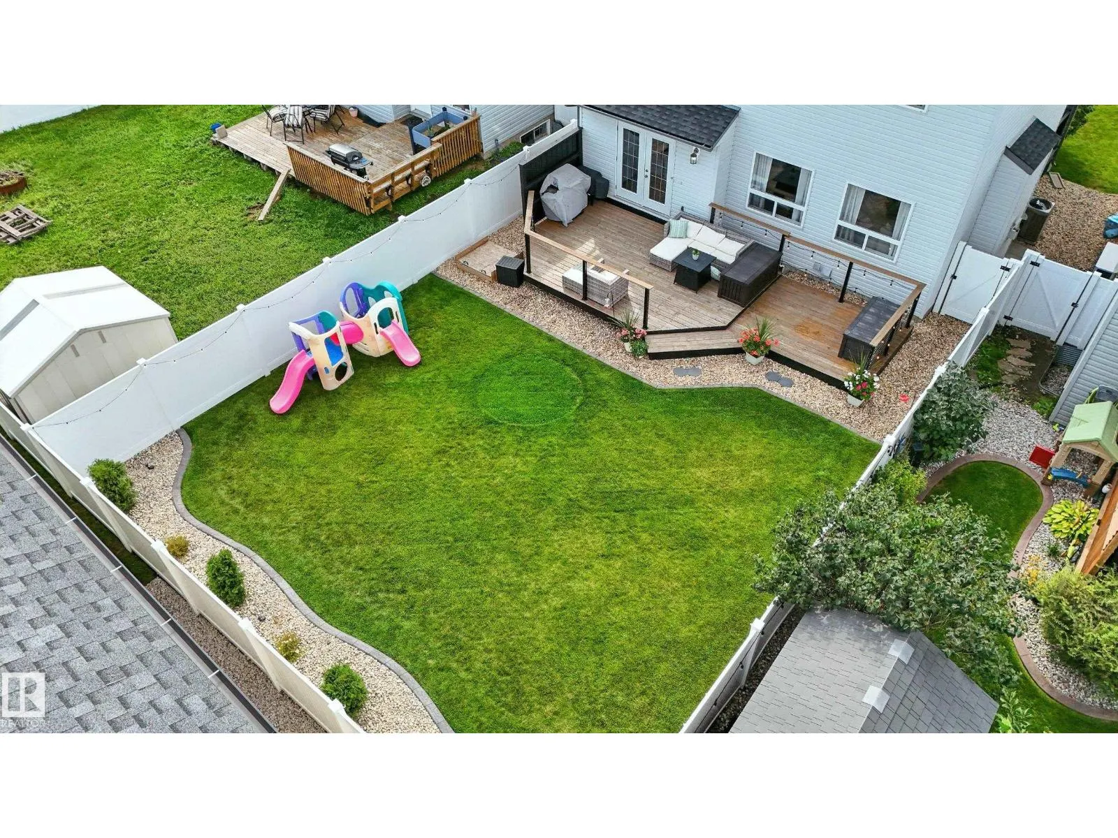 30 WESTWOOD LN