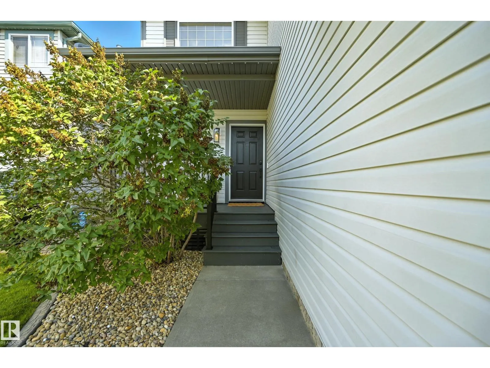 30 WESTWOOD LN