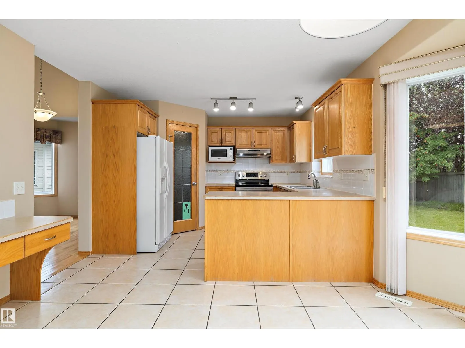 16227 84 ST NW