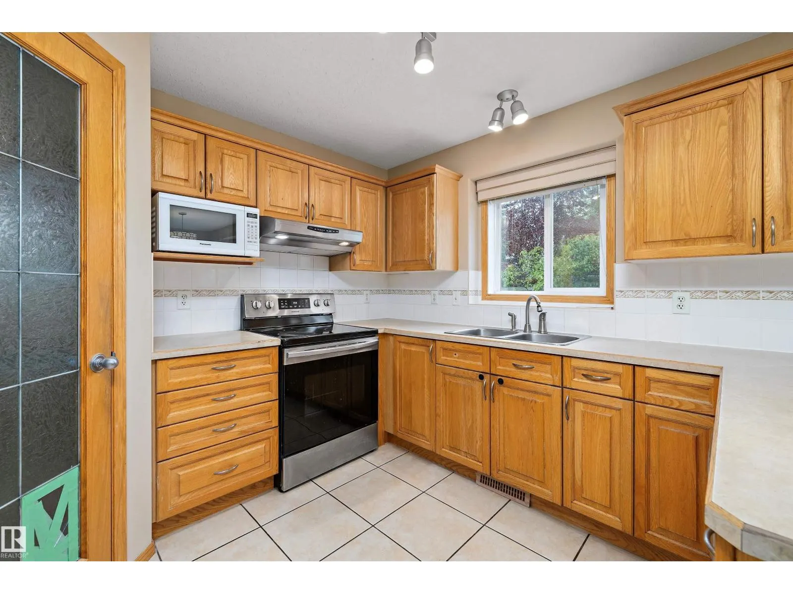 16227 84 ST NW