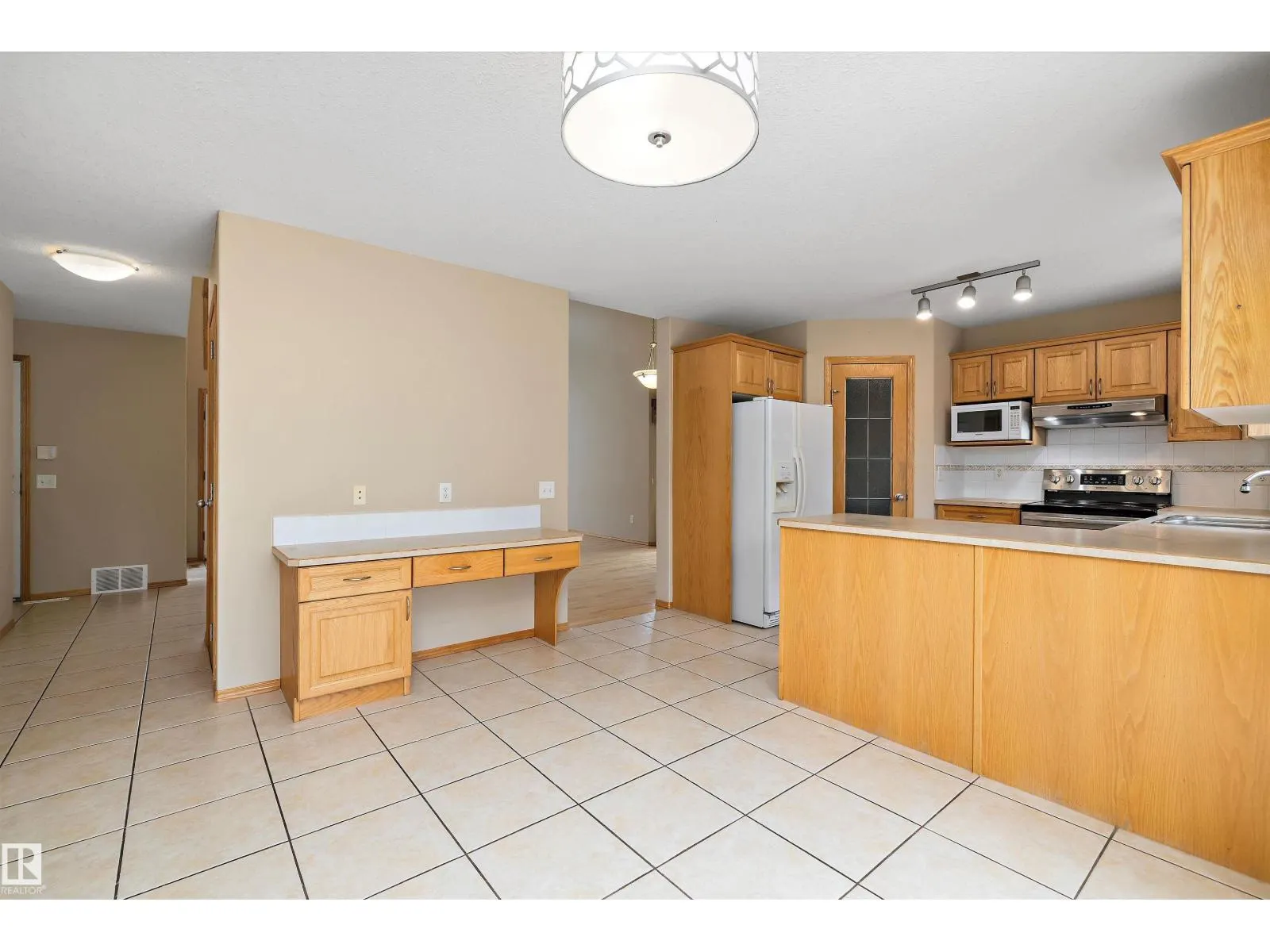 16227 84 ST NW