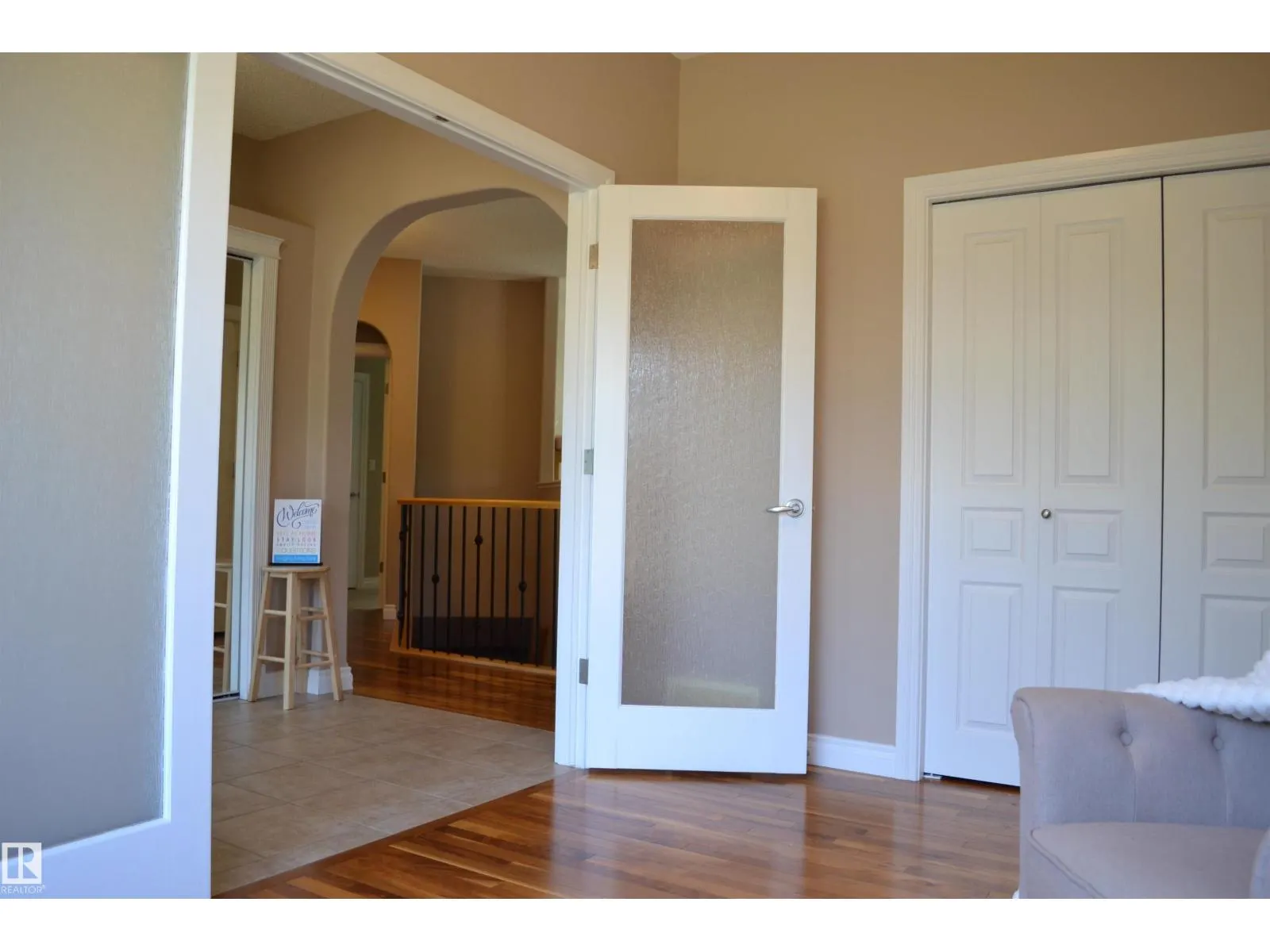 1 LONGVIEW CR