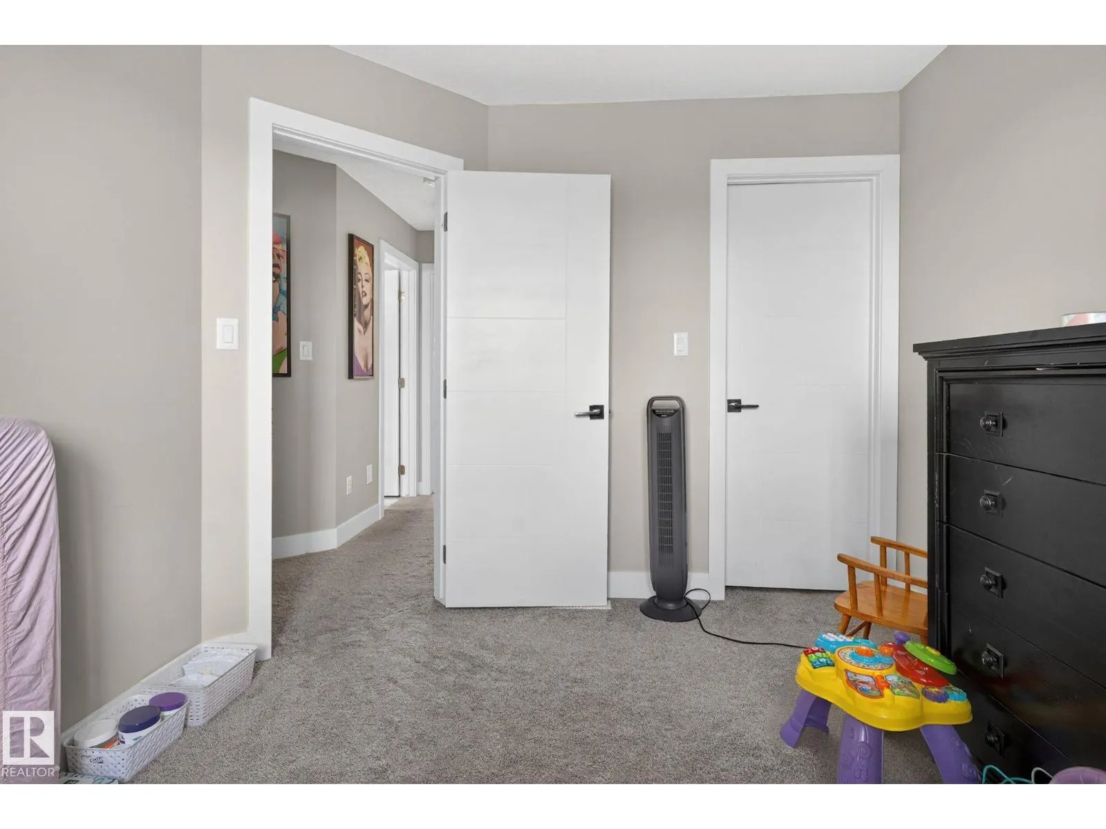 2903 30 ST NW