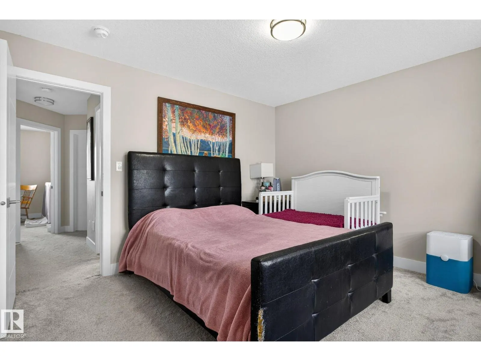 2903 30 ST NW