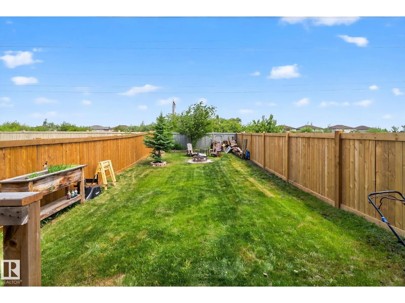 2903 30 ST NW