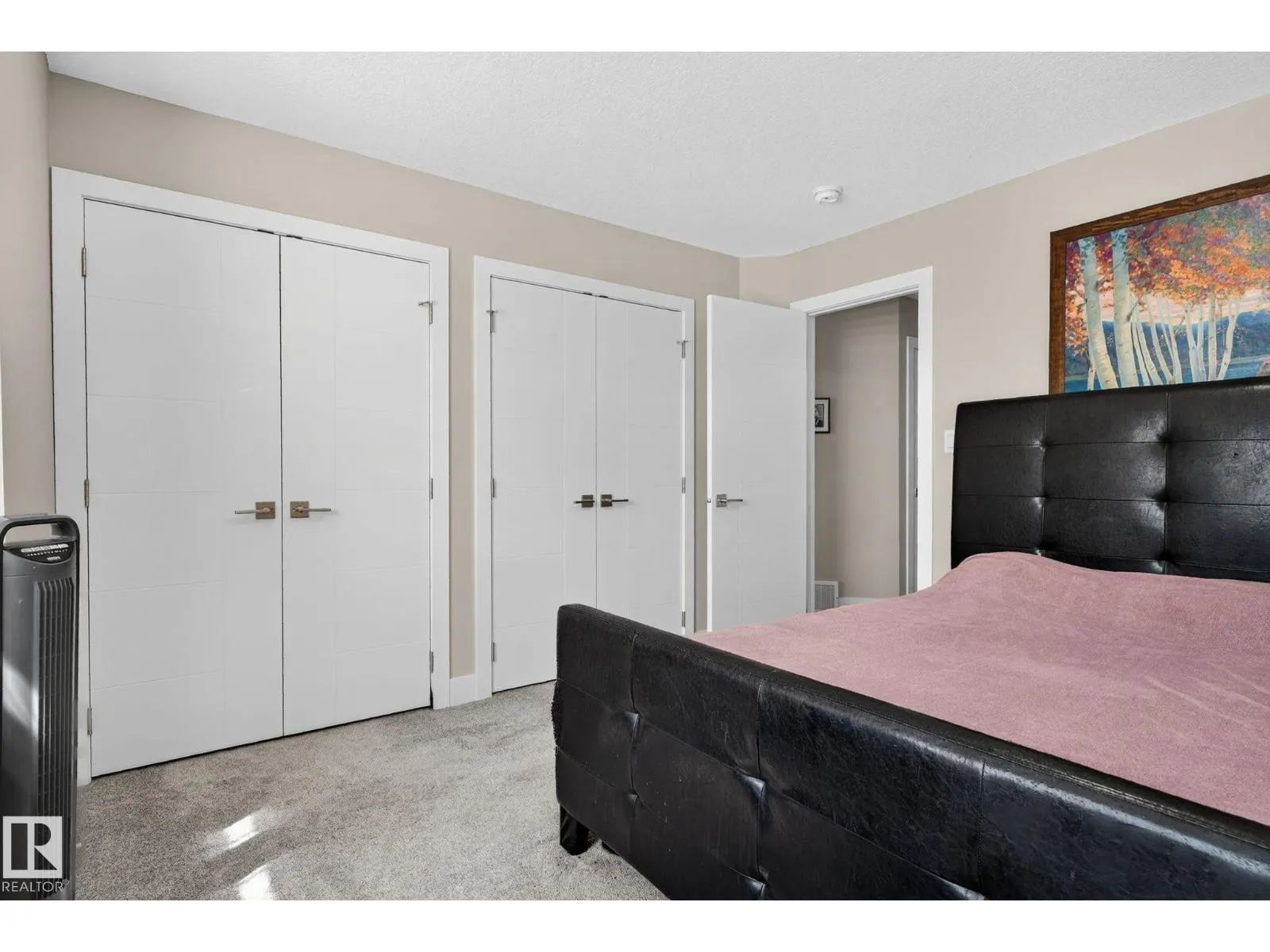 2903 30 ST NW